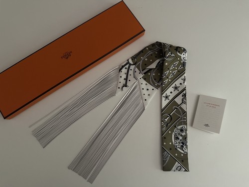 Hermès 100 silk - 100%, bandana